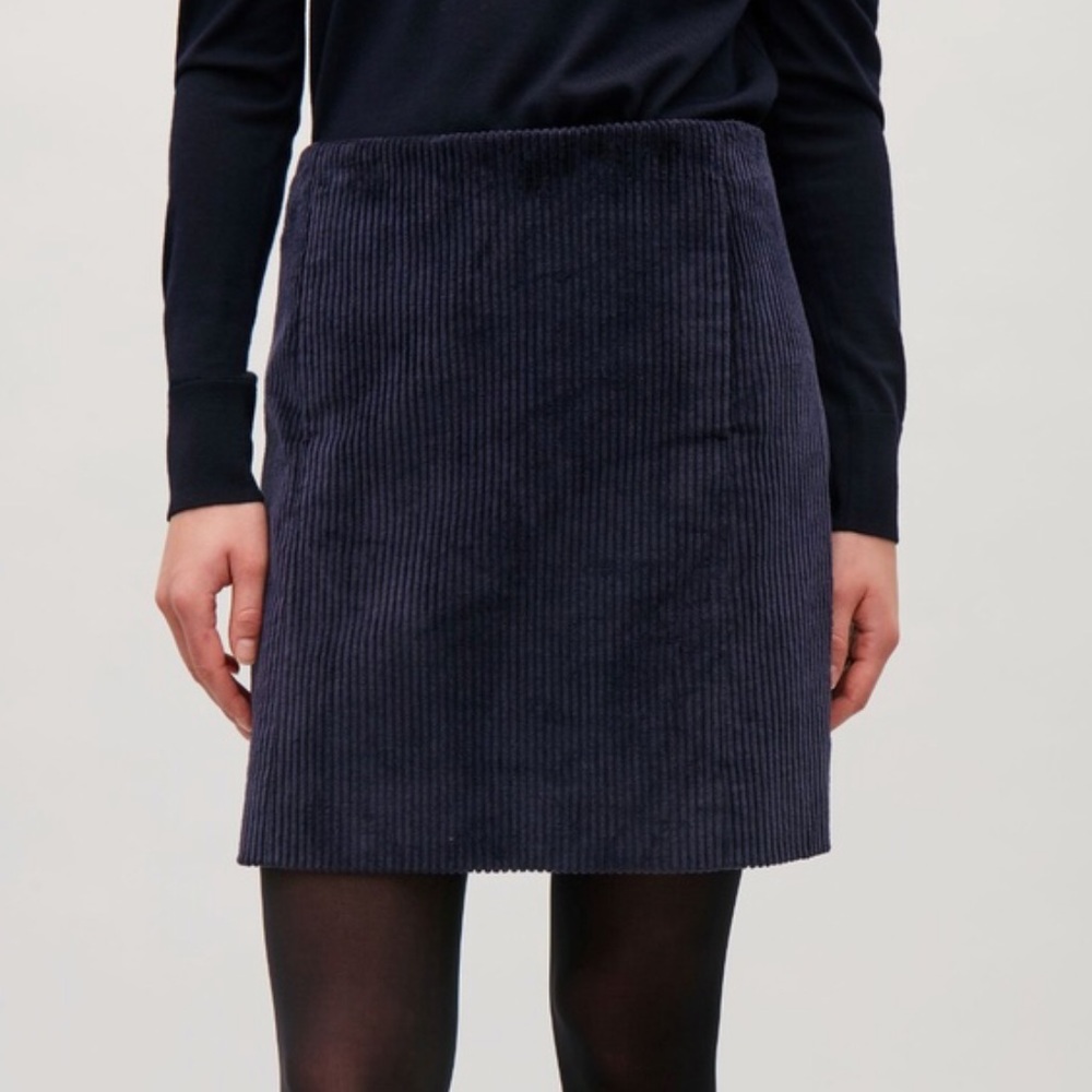 NWT COS corduroy mini skirt w/pockets